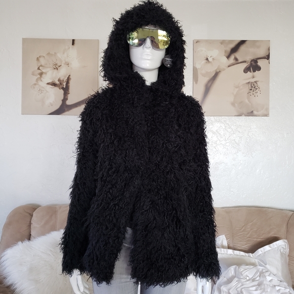 H&M Fur Fuzzy jacket - Picture 5 of 8